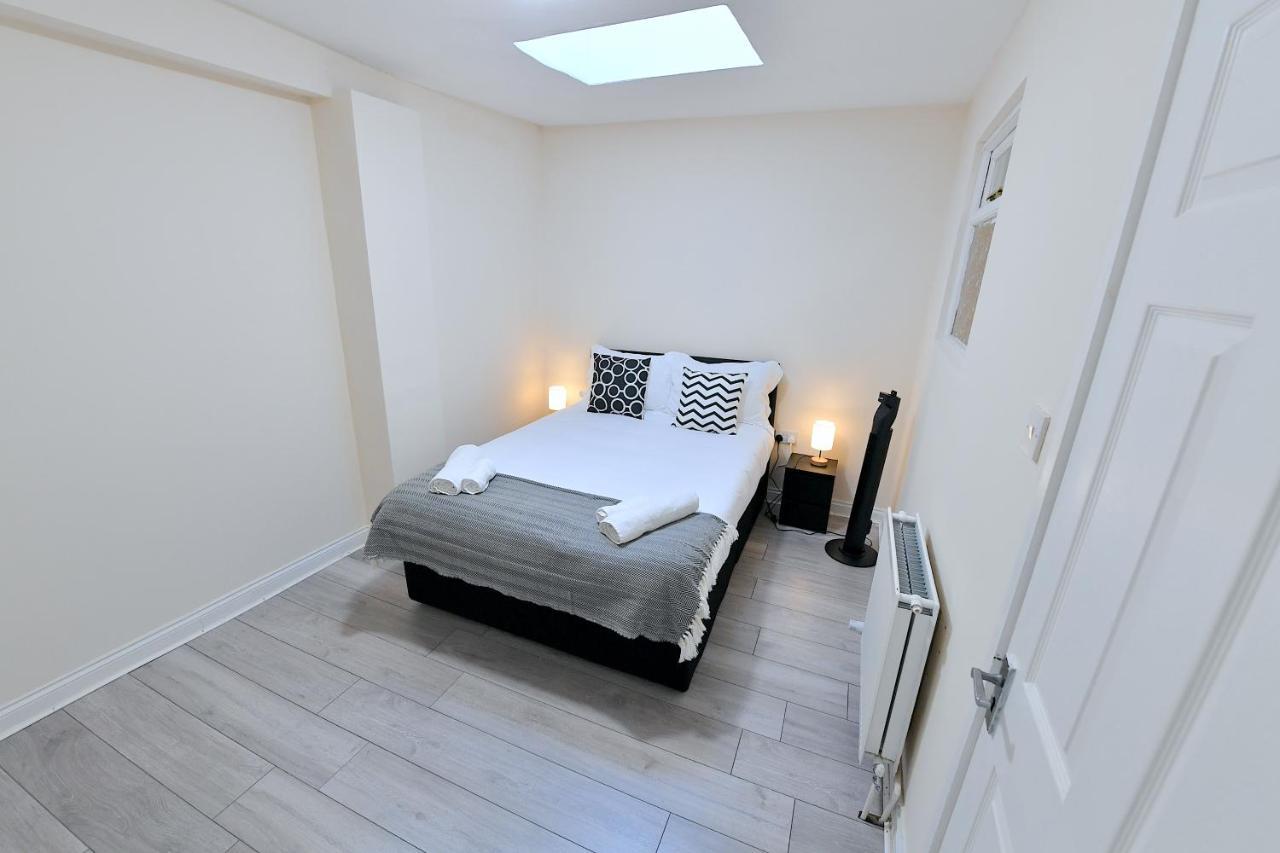 City Apartments Near Seven Sisters Londra Dış mekan fotoğraf