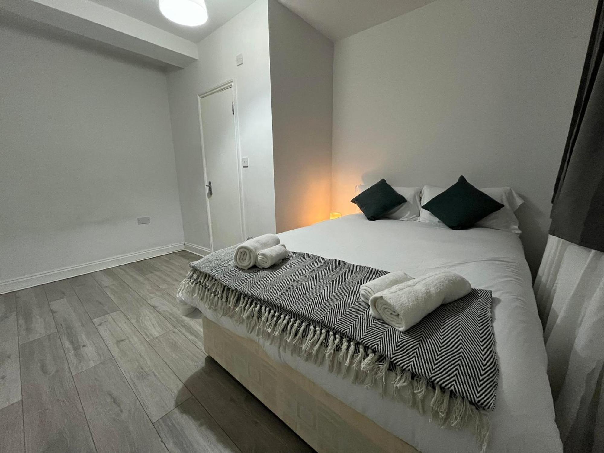 City Apartments Near Seven Sisters Londra Dış mekan fotoğraf